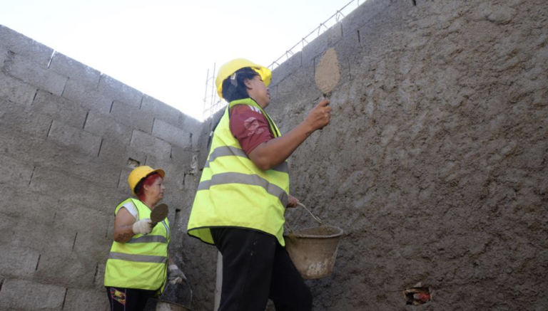 La Provincia homologó acuerdos para la incorporación de mujeres al sector de la construcción